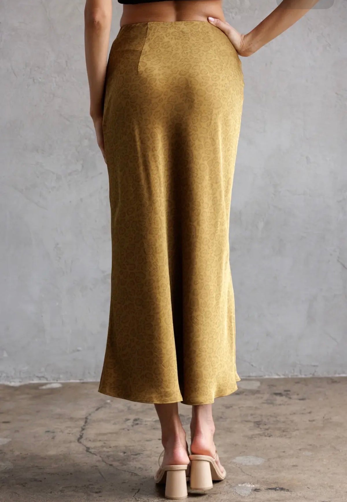 midi skirt